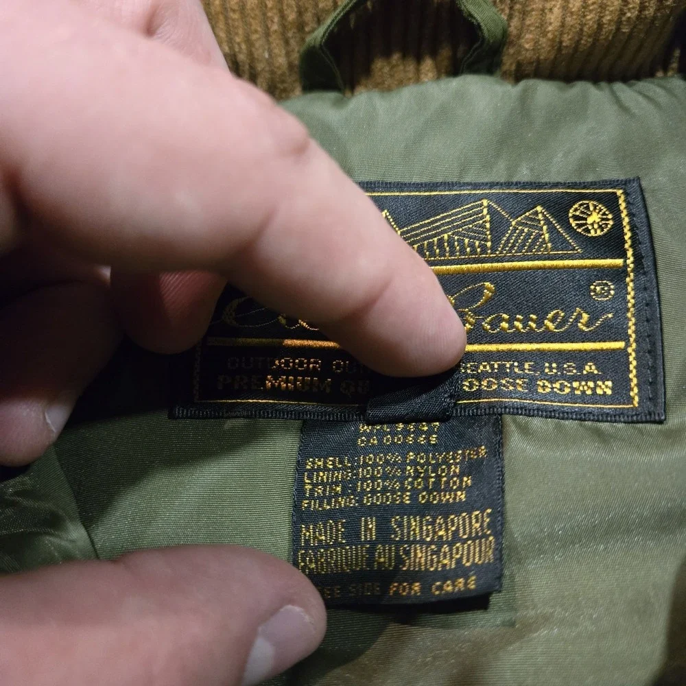 VTG 80's Eddie Bauer Goose Down Vest Size Mens Medium Quilted Corduroy Trim - Picture 3 of 7